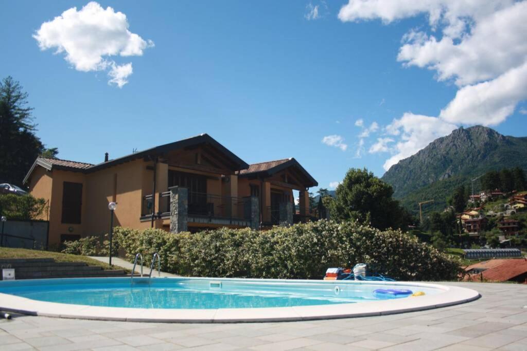 Piscina E Vistalago Crocemenaggio Cir 013145-00318 エクステリア 写真