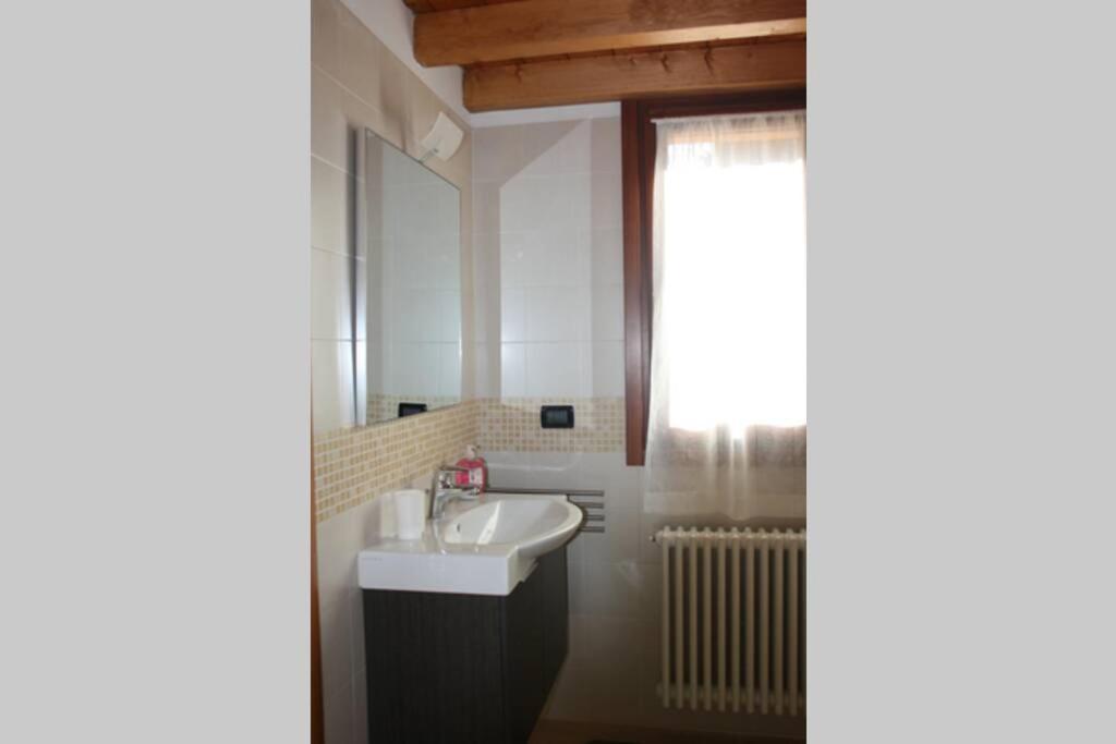 Piscina E Vistalago Crocemenaggio Cir 013145-00318 エクステリア 写真