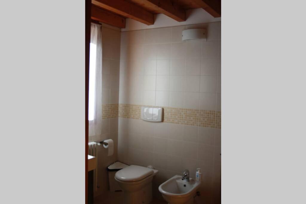 Piscina E Vistalago Crocemenaggio Cir 013145-00318 エクステリア 写真
